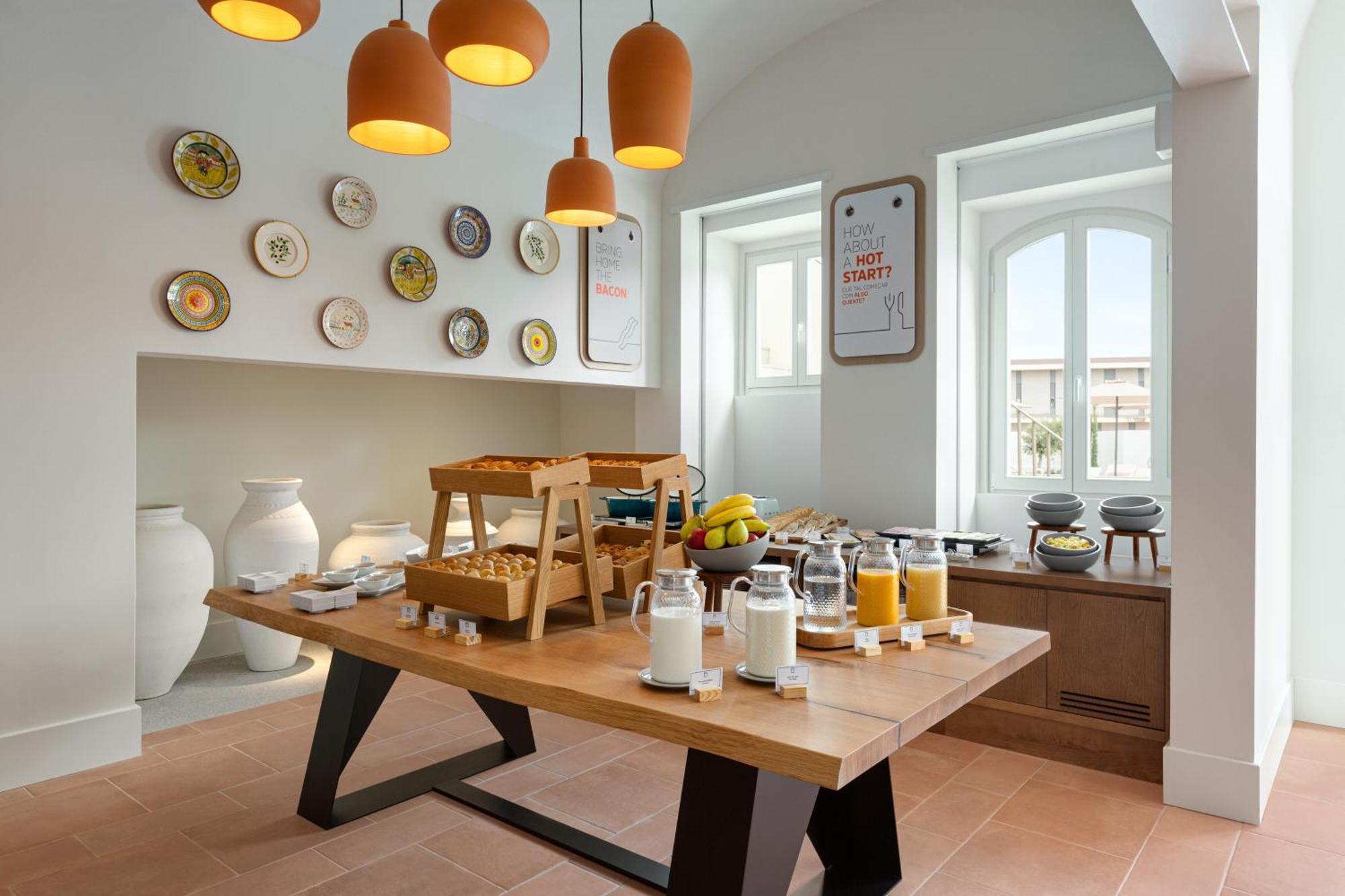 Holiday Inn Express Evora By Ihg Bagian luar foto