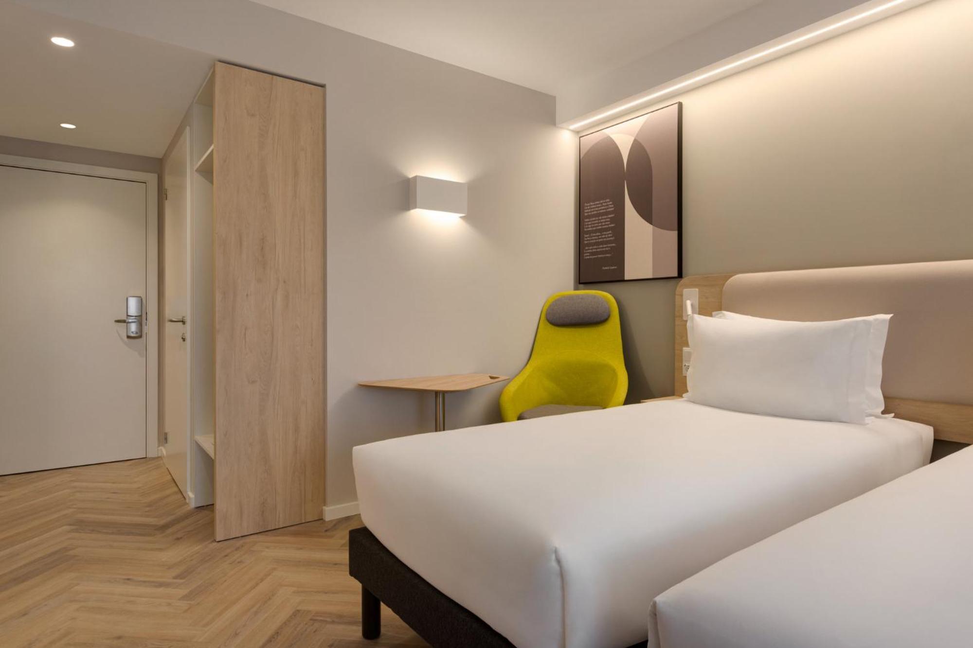 Holiday Inn Express Evora By Ihg Bagian luar foto