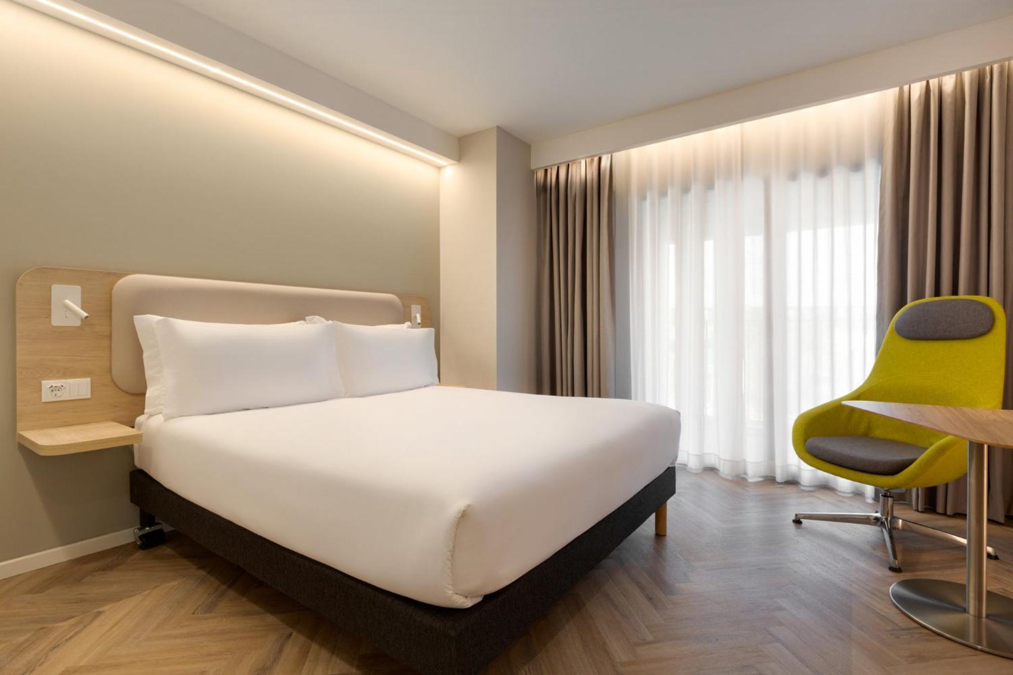 Holiday Inn Express Evora By Ihg Bagian luar foto