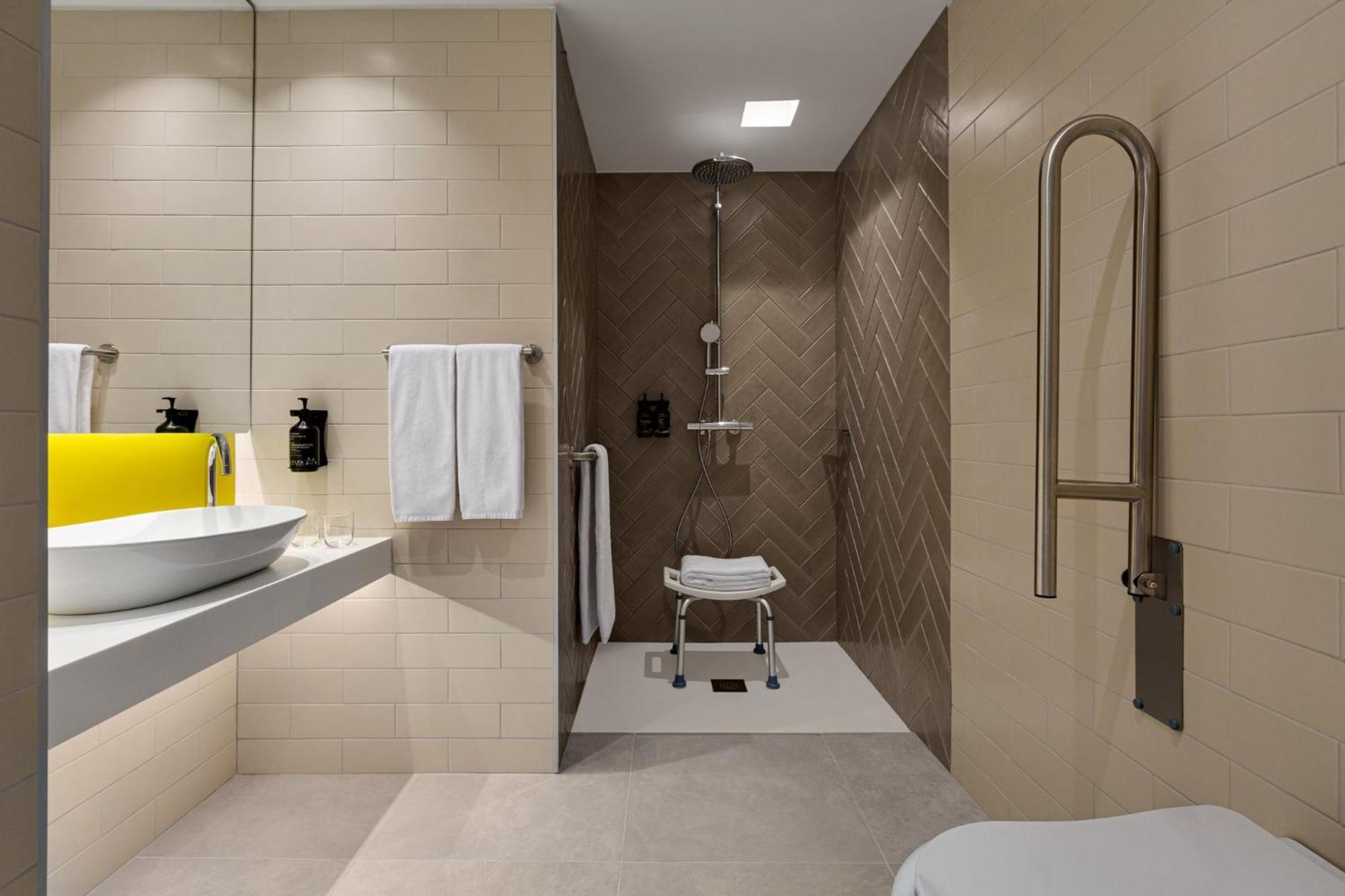 Holiday Inn Express Evora By Ihg Bagian luar foto