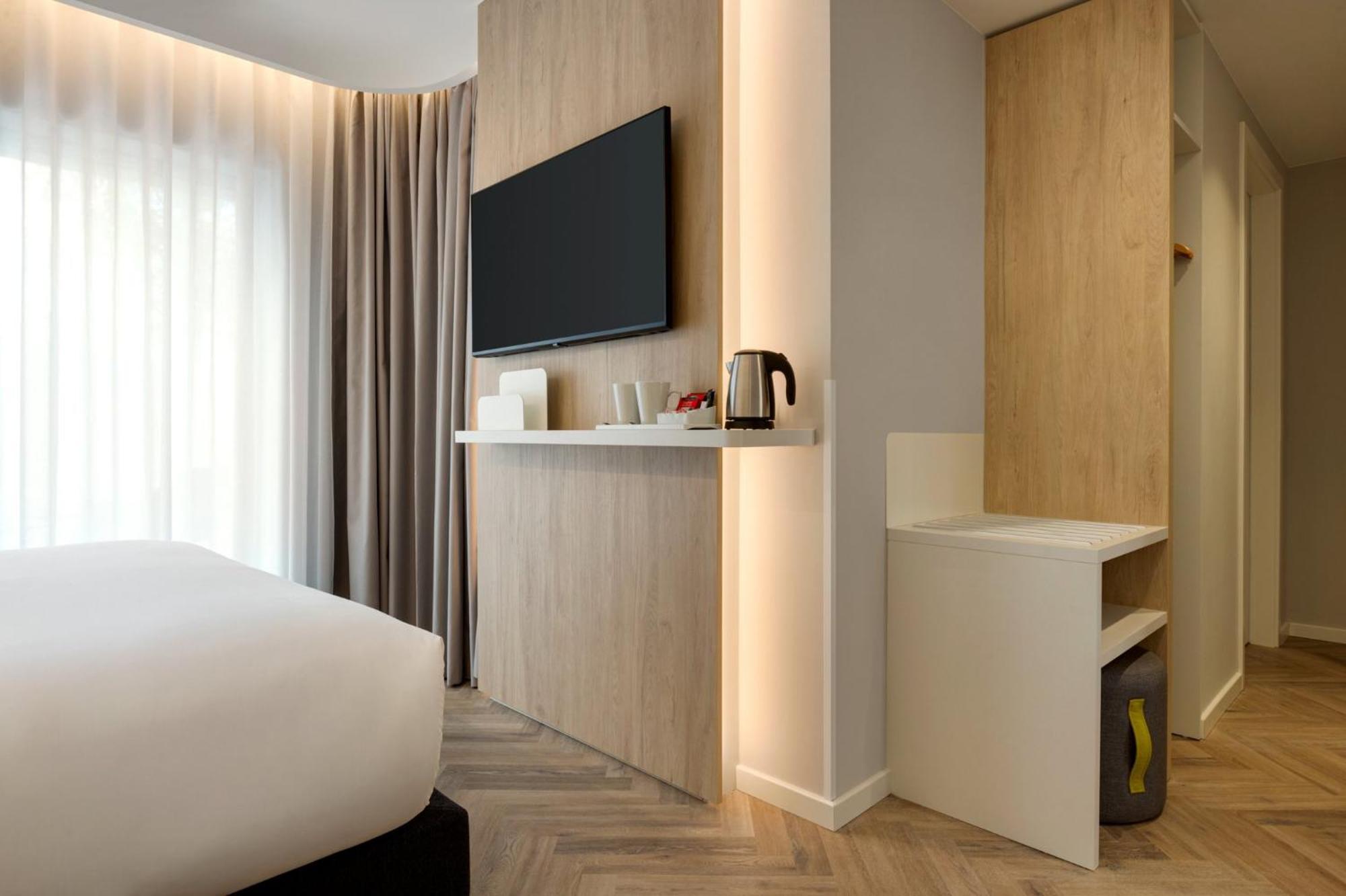 Holiday Inn Express Evora By Ihg Bagian luar foto