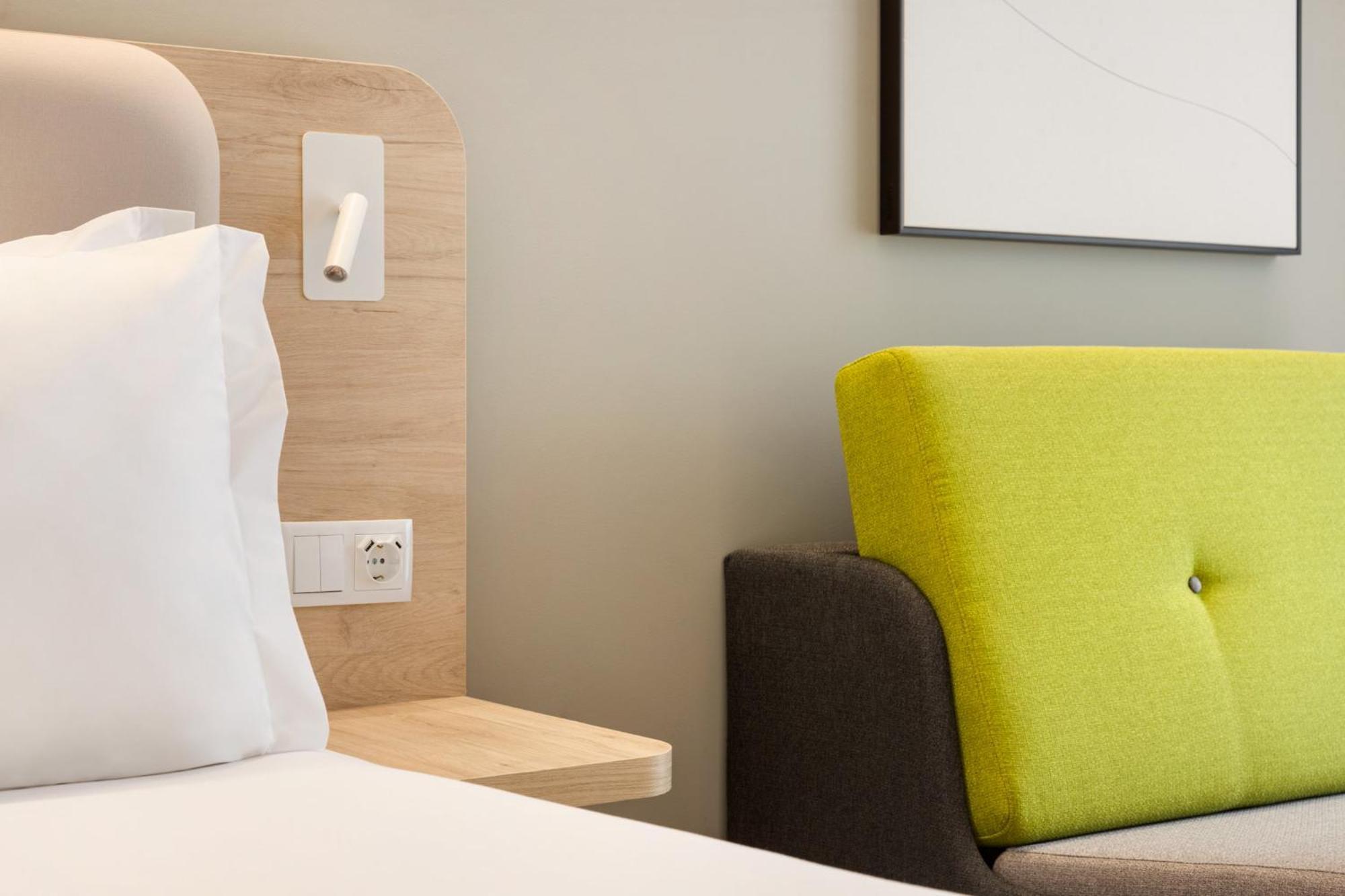 Holiday Inn Express Evora By Ihg Bagian luar foto