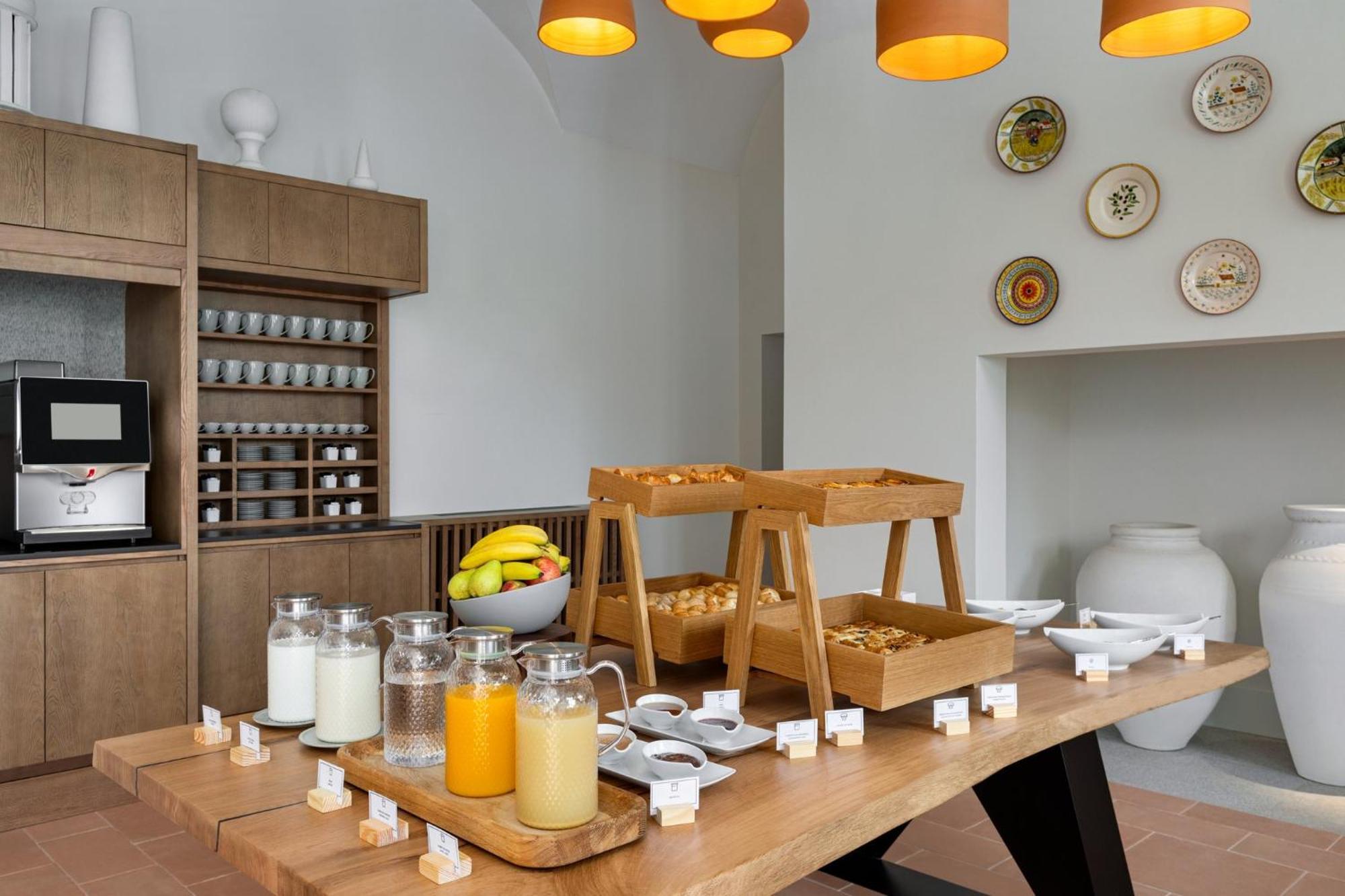 Holiday Inn Express Evora By Ihg Bagian luar foto