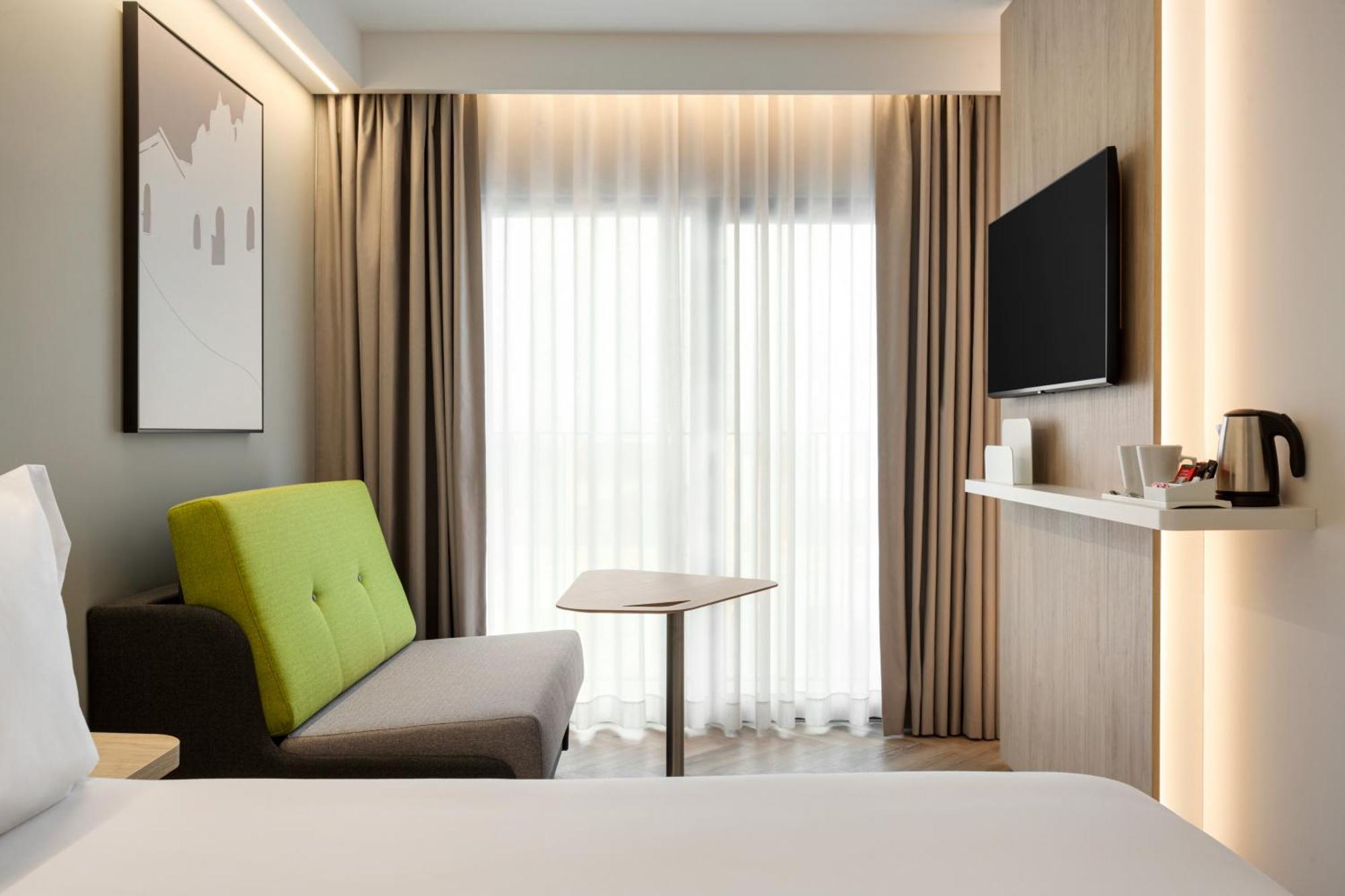 Holiday Inn Express Evora By Ihg Bagian luar foto